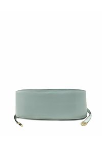 Lichtblauwe, gladde leren tas met een rechthoekige vorm. Kenmerkt subtiele stiksels, een enkele schouderband en een goudkleurige accent aan het einde.