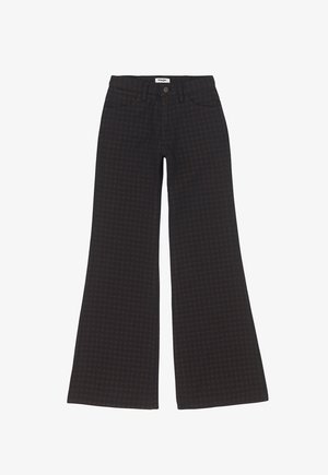 Wrangler Platėjantys džinsai - mahogany