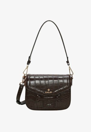 Bolso de mano de piel sintética en color marrón con diseño de cocodrilo, forma estructurada, tapa superior, herrajes en tono dorado y correa de hombro desmontable.