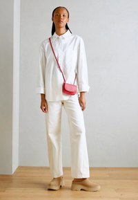 Esprit AYDA - Skuldertasker - pink fuchsia