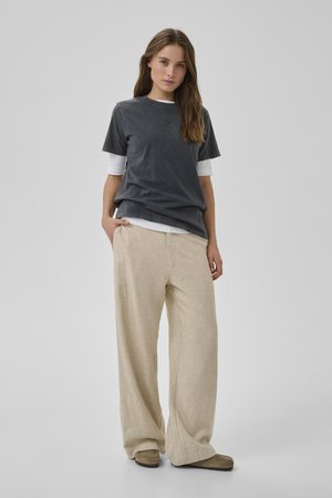 My Essential Wardrobe, SEATTLEMW LOGO EMB. - Lihtne T-särk - dark grey random wash