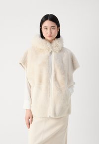 Marc Cain Winterjacke - smoke