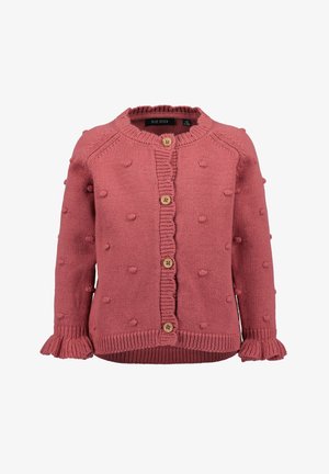 Dzianinowy kardigan w delikatnym różu z teksturowanymi detalami w postaci bąbelków, okrągłym dekoltem, drewnianymi guzikami i falbankowymi mankietami. Wykonany z wygodnej przędzy.