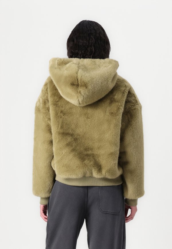 STARR - Bomber Jacket2