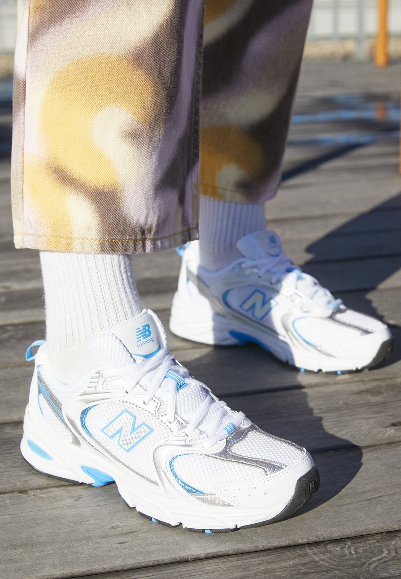 mr530 unisex sneakers laag