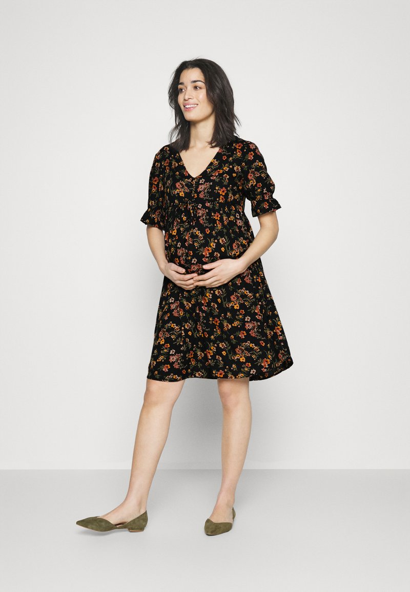 Pieces Maternity PMCARLA DRESS Kjole black/svart Zalando.no