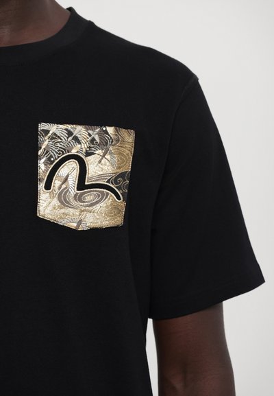 Evisu POCKET & SEAGULL TEE - Μπλουζάκι με στάμπα - black