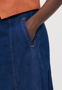 ONLY Tall ONLKLARA A LINE SKIRT  - A-vonalú szoknya - medium blue denim