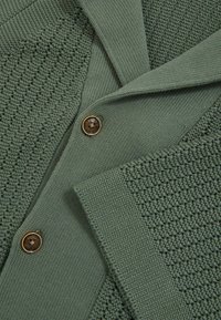 Reiss REGULAR FIT -  TEXTURED CUBAN-COLLAR - Hemd - pine green