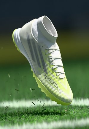F50 SPARKFUSION LEAGUE MID CUT TURF WOMENS - Fotballsko for gress - footwear white/iron metallic/hi res yellow