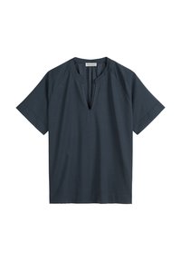 Blus - muted blue