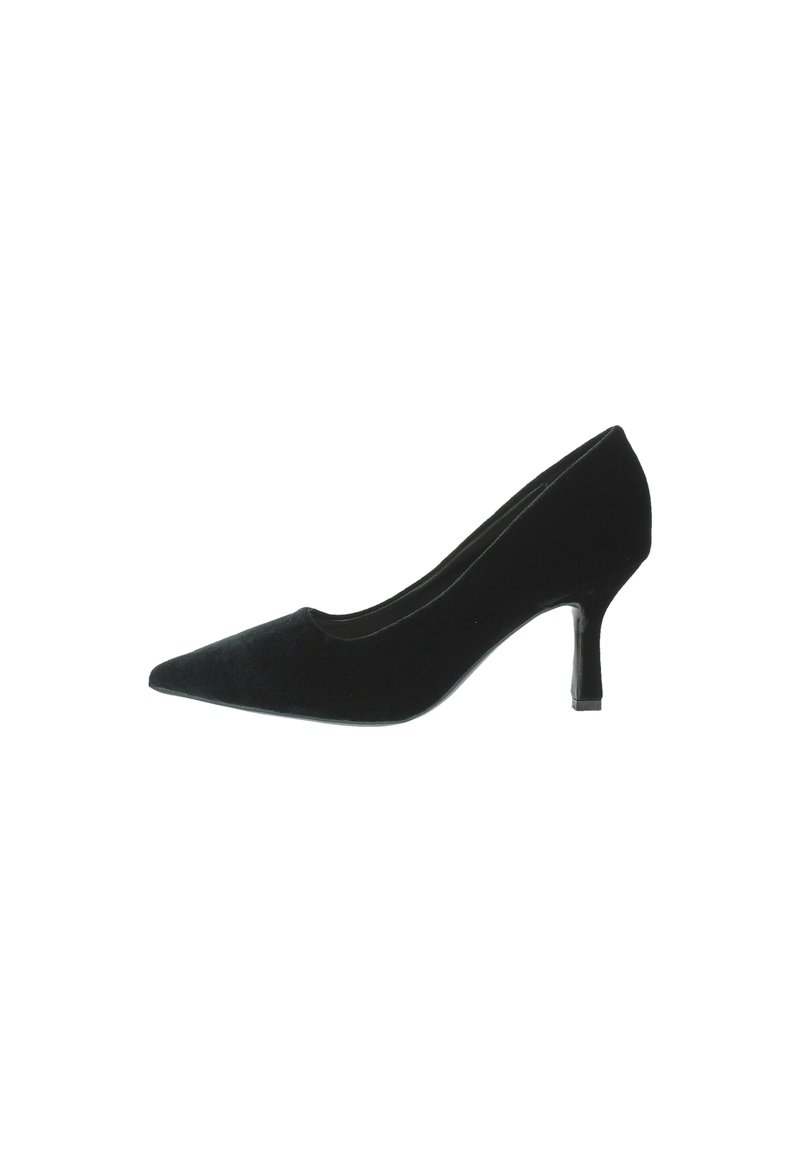 Décolleté in velluto nero con punta affusolata, silhouette elegante e tacco rettangolare sottile, caratterizzato da una texture liscia.