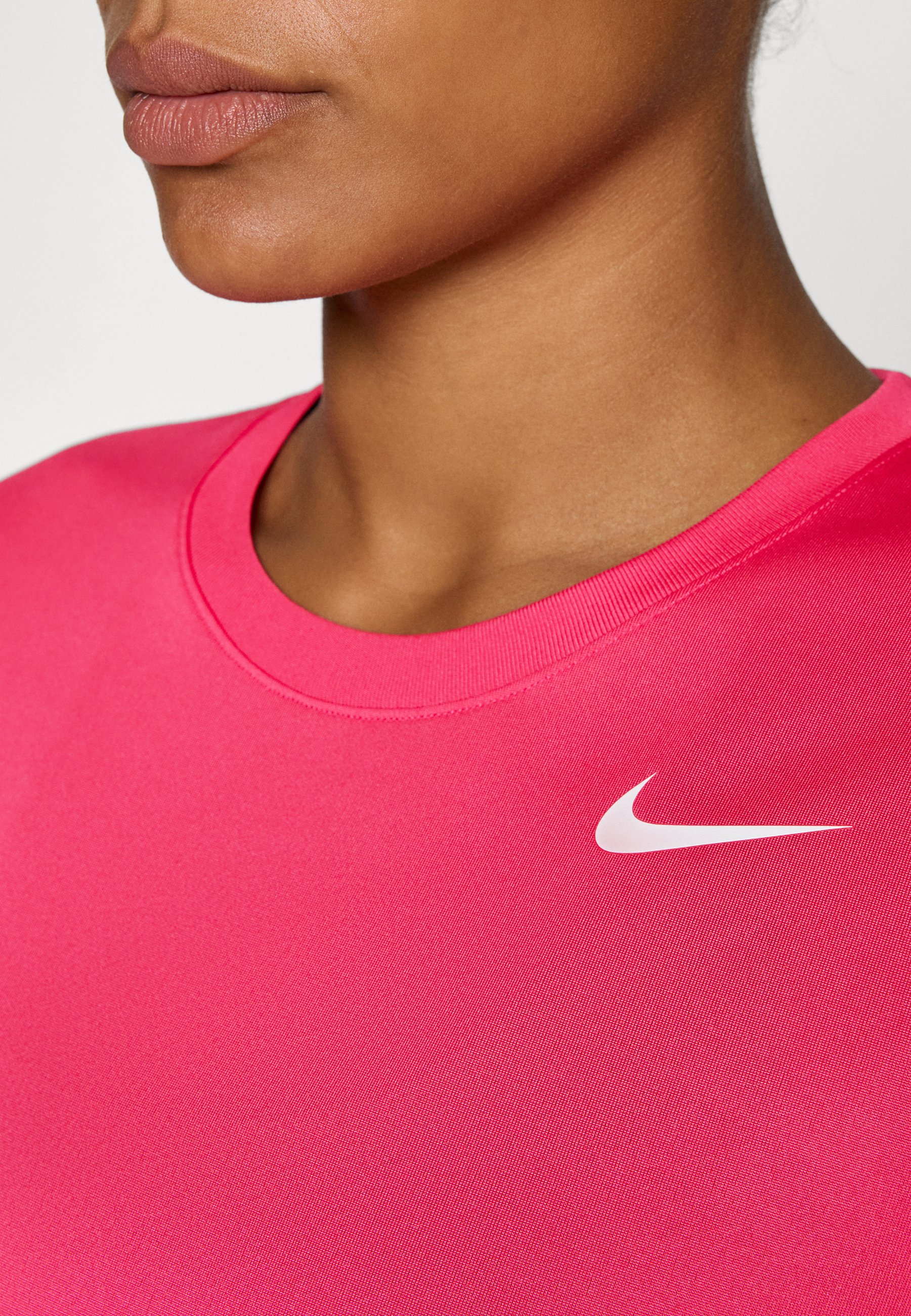 rush pink nike shirt