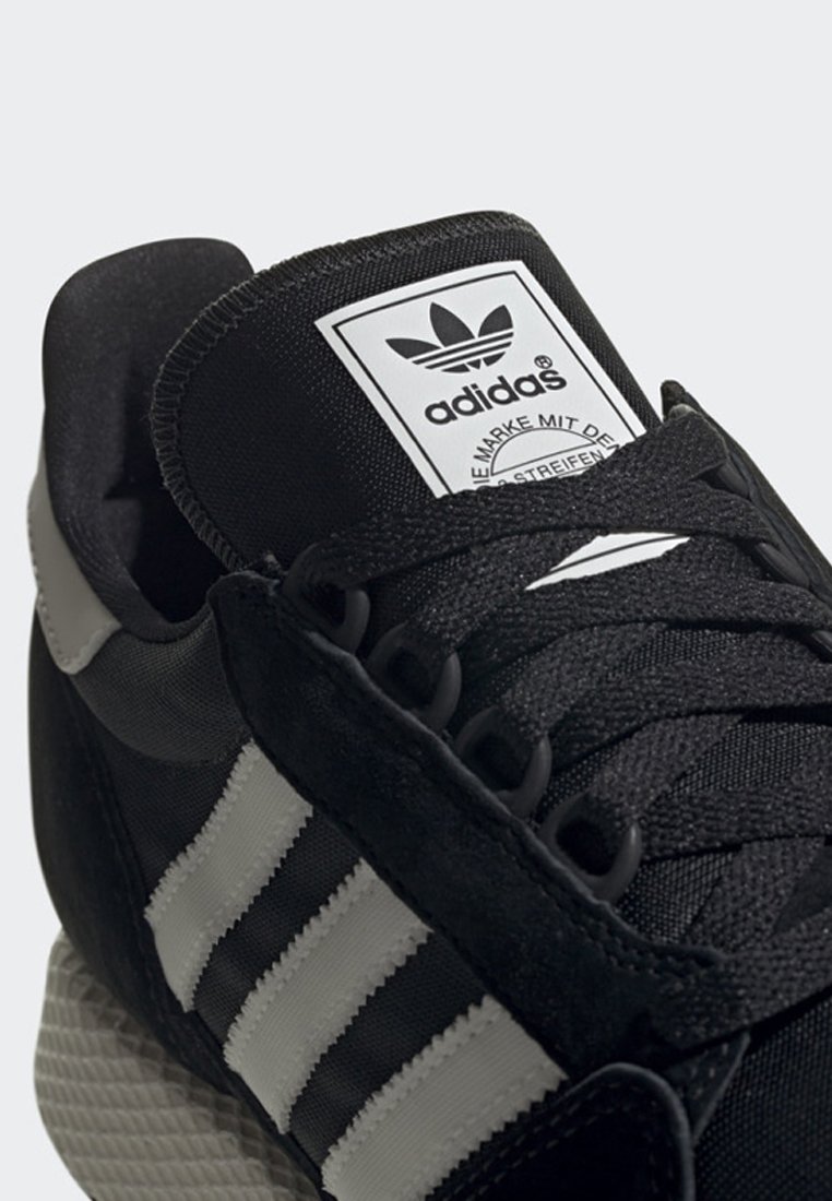 adidas Forest Grove Clear Mint - 32€ | CG6124 | Shooos.fr
