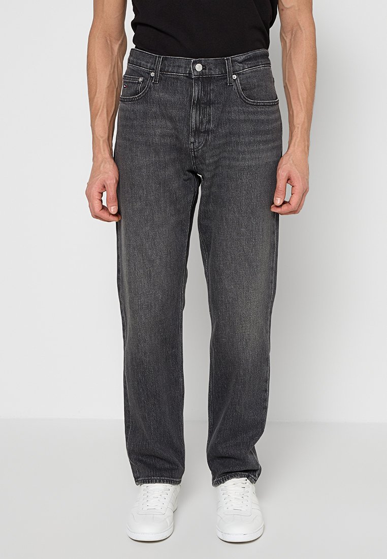 Tommy Hilfiger Jeans Tapered Fit zwart