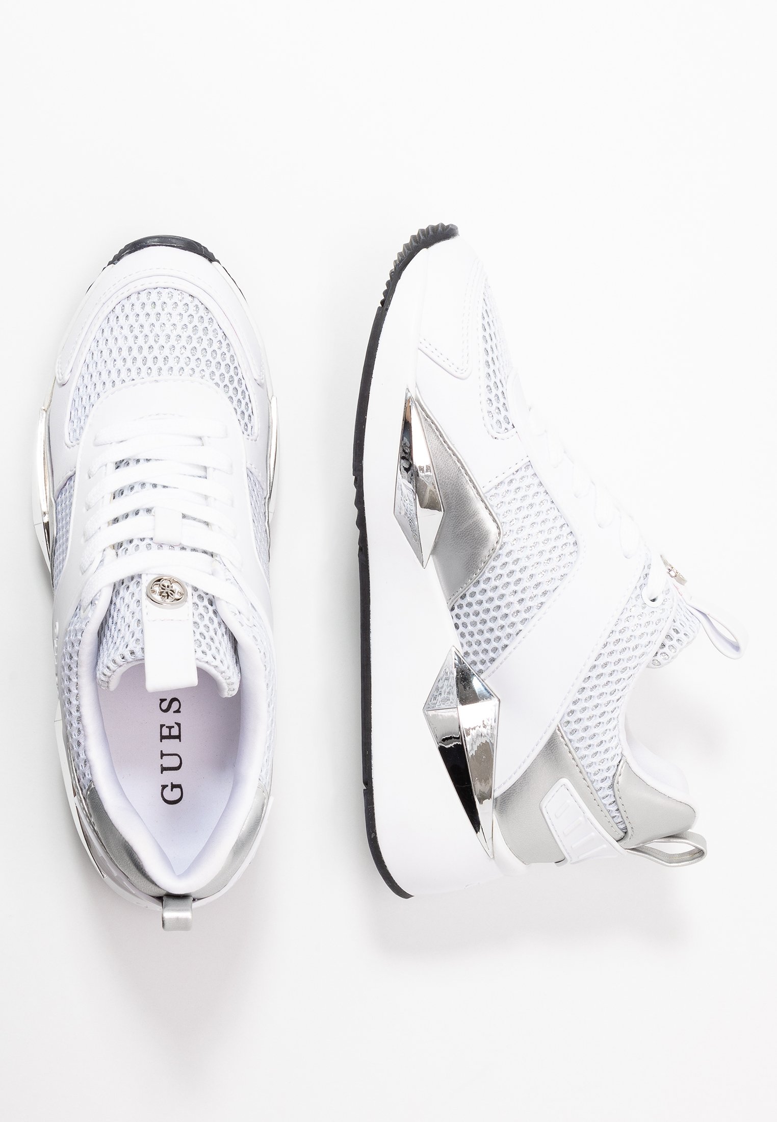 Guess TYPICAL Joggesko white Zalando.no Guess BRIGS Joggesko white Zalando.no