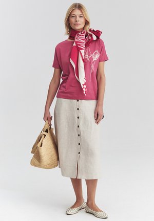 TATUUM, ARTICLE TAG: SCARF - ARTICLE NAME: MOKIRI 2 - Écharpe - pink
