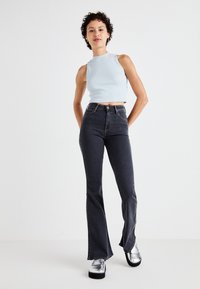 Lee BREESE - Flared jeans - washed black