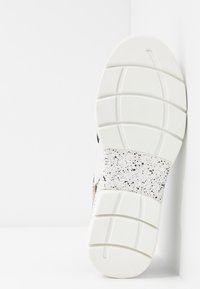 Marco Tozzi LACE UP - Sneaker low - white