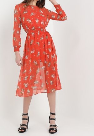 Robe de jour - red