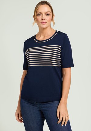 - T-shirt z nadrukiem