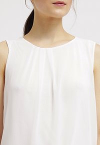 More & More Blusa - off-white