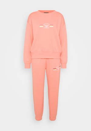 Emporio Armani Nachtwäsche Set - pink