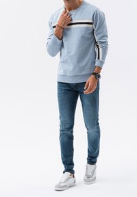 Ombre Felpa - light blue
