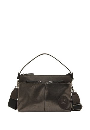 Borsa a tracolla in tessuto grigia con due tasche frontali con zip, chiusura superiore con zip e tracolla regolabile. Presenta un'etichetta con il logo sul lato.