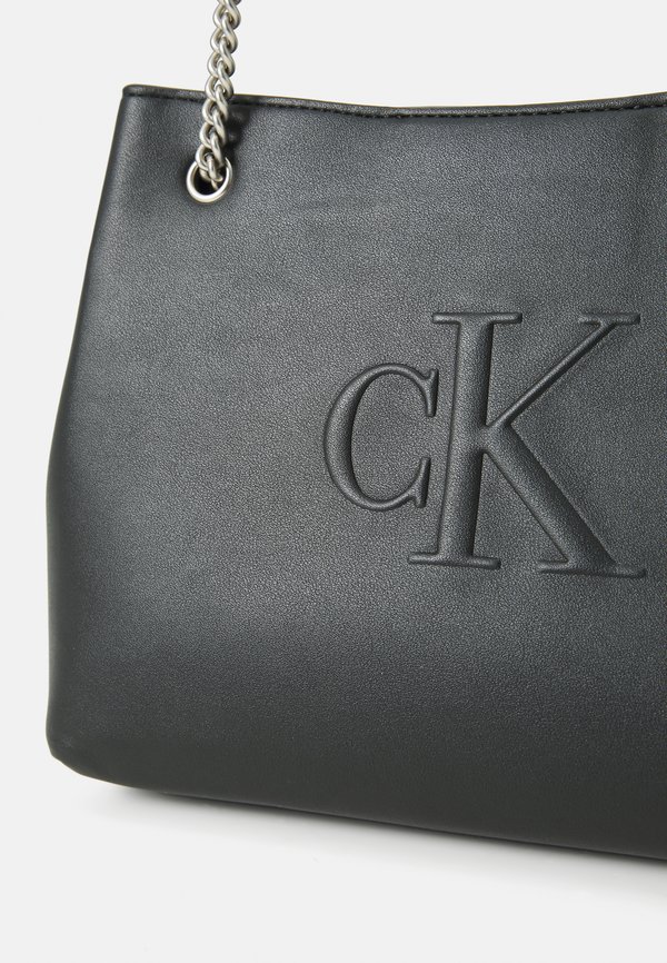 SCULPTED CHAIN SHOULDER BAG - Handbag2