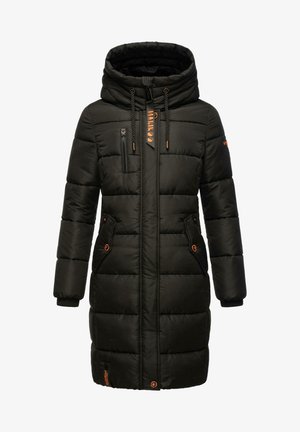 Črni napihljivi plašč s kapuco, ki ima prešite sekcije, žep na prsih z zadrgo in stranske žepe z oranžnimi detajli ter vrvicami.