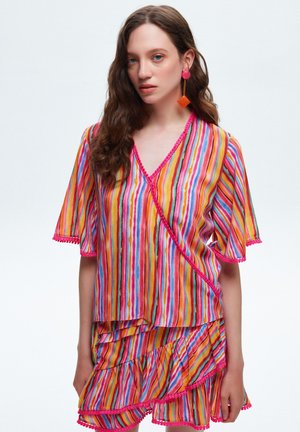 PATTEREND - Blouse - striped pink