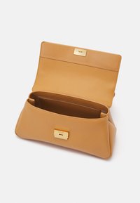 kate spade new york GRACE SHOULDER - Kézitáska - caramel corn