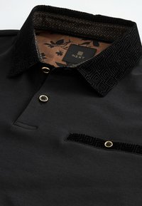 Next SMART COLLAR - Pikeepaita - black flocked