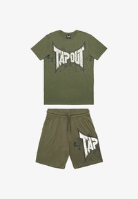 Unselected, olive white