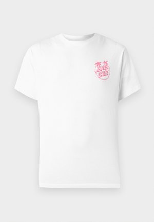 Bílé tričko s krátkým rukávem s malým růžovým nápisem "Santa Cruz" a grafikou dvou palm na levé části hrudi.