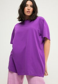 Studio Untold LONGLINE - T-shirt basic - plum