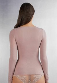 Intimissimi U-BOOT-AUSSCHNITT - Undertröja - pink