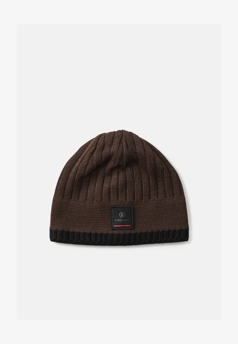 Brązowa, prążkowana czapka beanie z czarnym akcentem, posiada kwadratową łatę z logo "FIRE + ICE" w kolorze czerwonym i czarnym.