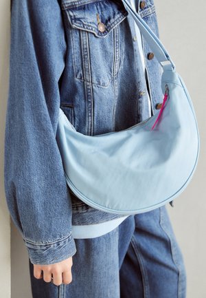Esprit DAVINA - Cross body bag - light turquoise