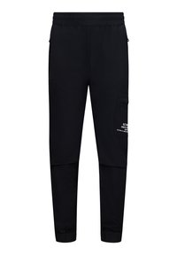 Zwarte cargobroek met een elastische tailleband, ritszakken en tekstdetail op de zijzak. Gemaakt van lichtgewicht materiaal, tapered fit.