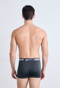 Nike Underwear TRUNK 3 PACK - Chiloți boxer - green frost/antrhacite/hyper royal