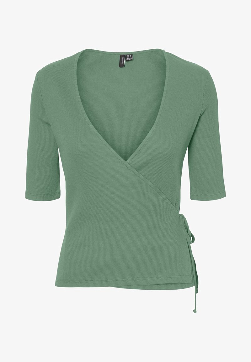 Vero Moda Oberteil Mit Kurzen Armeln V Ausschnitt Wickel Print T Shirt Hedge Green Zalando Co Uk
