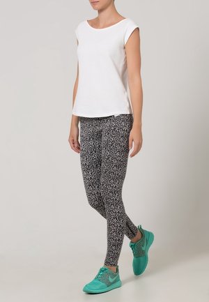 Nike Sportswear, Strømpebukser - black