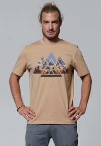 watapparel GEOMETRIC LANDSCAPE - T-Shirt print - latte
