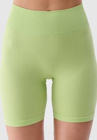 4F - Szorty trekkingowe