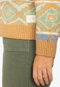 Billabong CAMP  - RUNDHALSAUSSCHNITT  - Strickpullover - mul