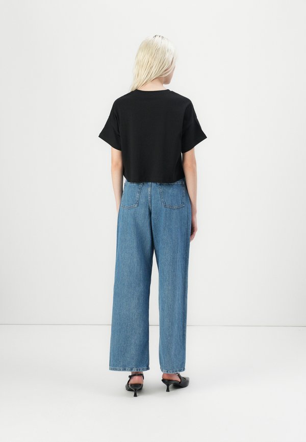 NMALENA CROP - Print T-shirt2