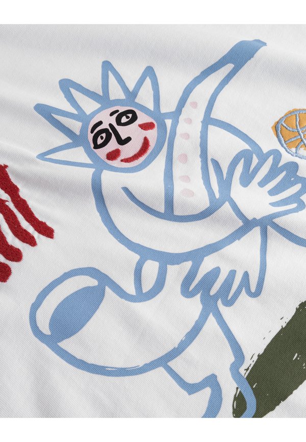 LUCA - Print T-shirt2