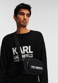 KARL LAGERFELD RUE ST-GUILLAUME - Rankinė per petį - black